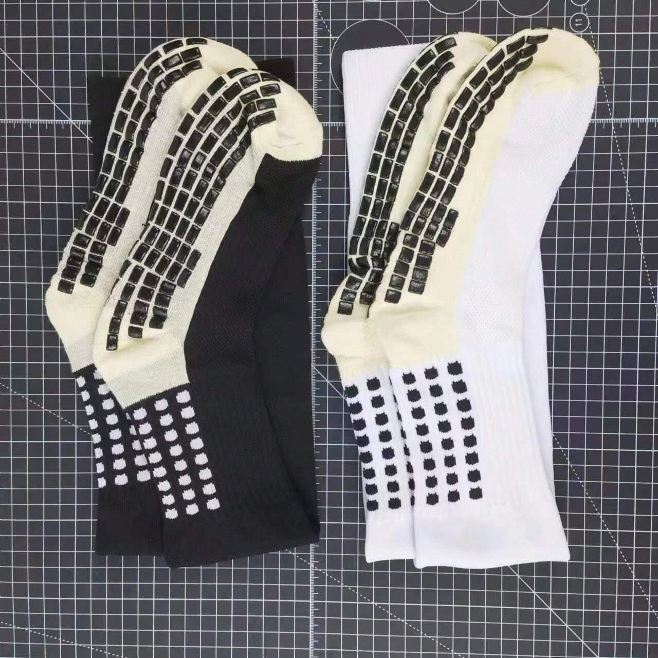 Long tube glue non-slip towel bottom thickened cushioning sports football socks